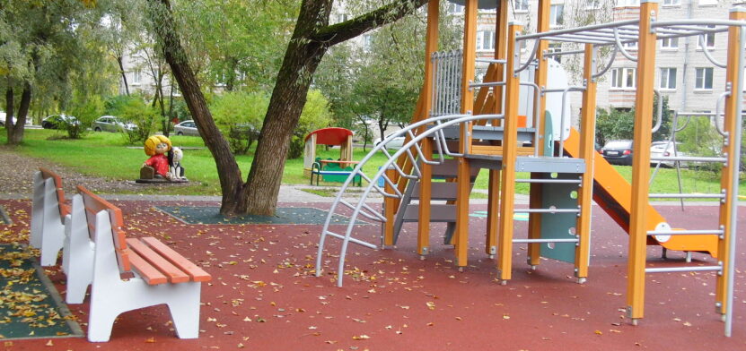 Детская площадка в Войсковицах