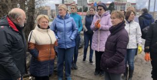 Любушкина говорит с жителями Гатчины