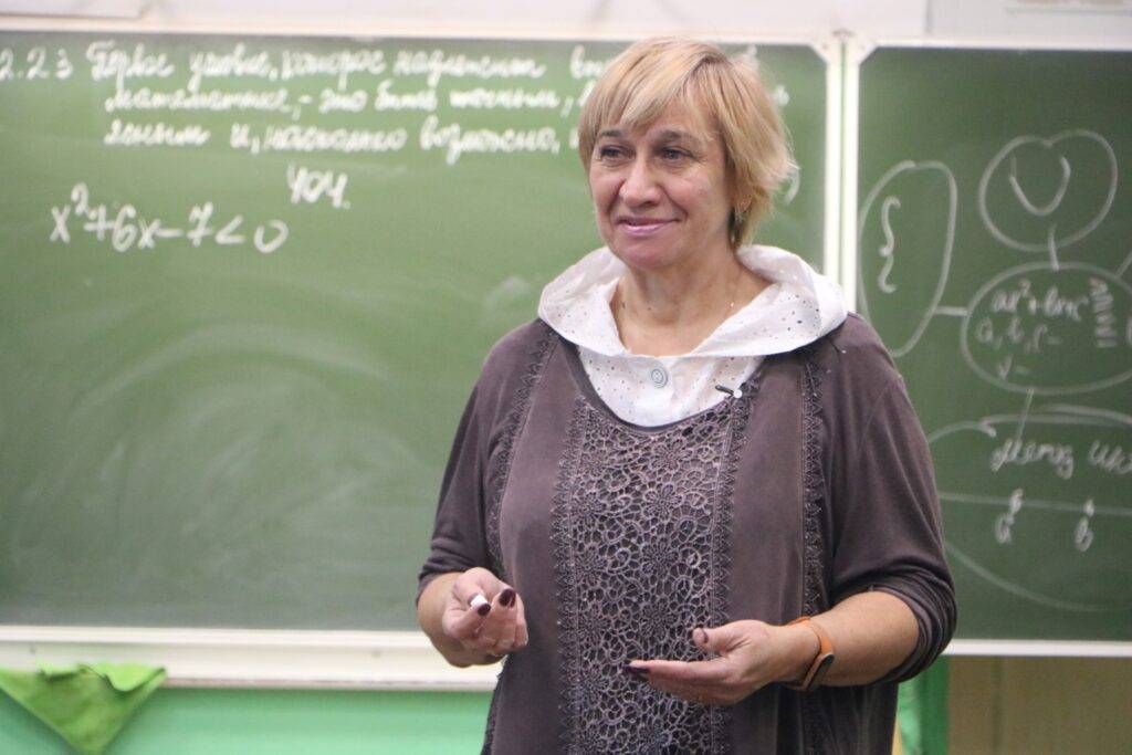 М. А. Крутеньчук, учитель математики СОШ №11