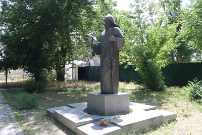 Памятник Вазгену I