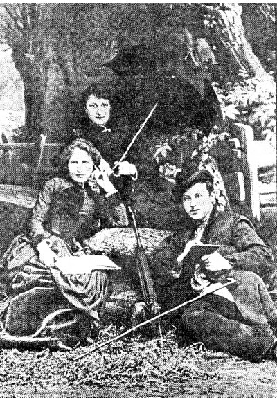Владимир Верёвкин с сестрами Пелагеей и Екатериной. Фотография конца ХIХ века