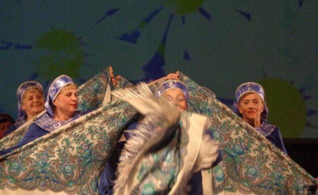 Танцорки из Людмилы
